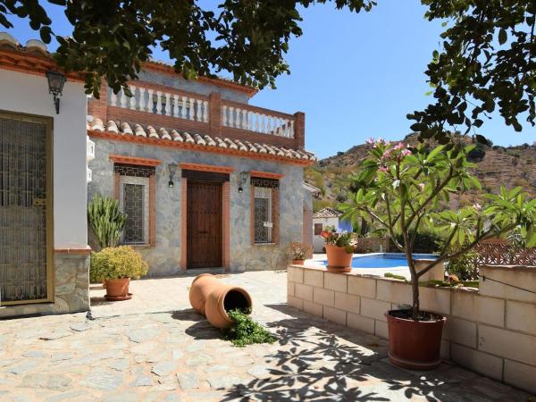 Beautiful Detached Villa Near Arenas With Delightful Terrace and Stunning View