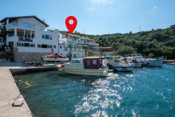 Apartments and rooms by the sea Zaglav, Dugi otok - 8170