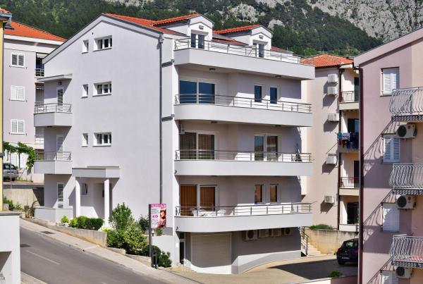 Apartments with a parking space Makarska - 6720, Забронировать Апартаменты/квартира Макарска Biokovo Nature Park
