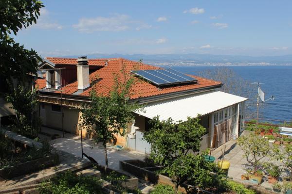 Rooms by the sea Medveja, Opatija - 7775, Забронировать Гостевой дом Ловран Opatija Riviera