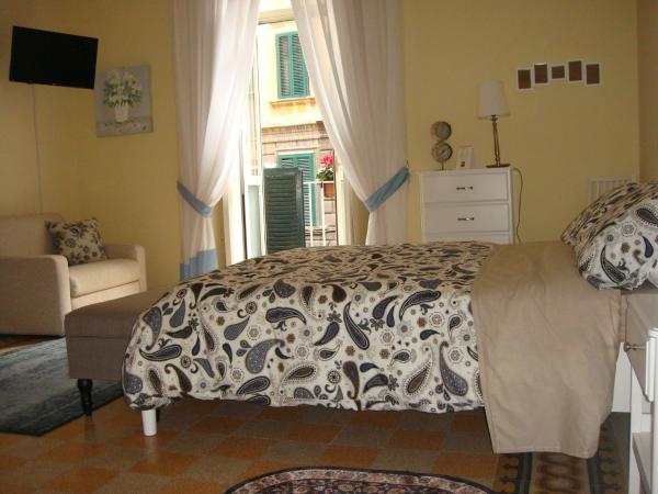 A Canzuncella Неаполь - исторический центр