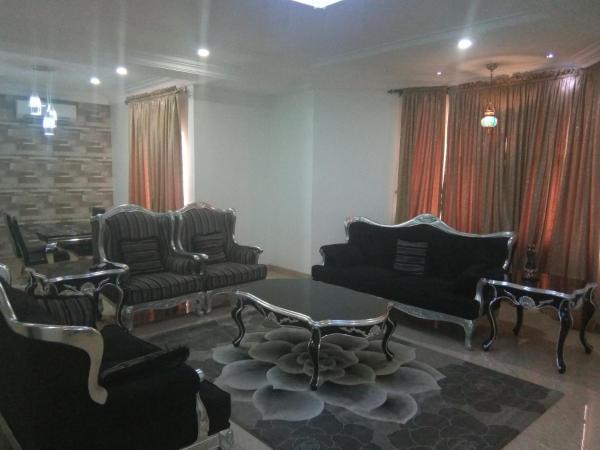 1 Oak Place