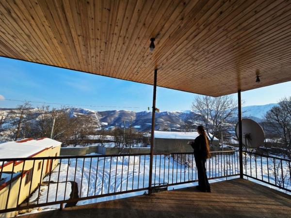 Saro B&B and Safari Tours Татев