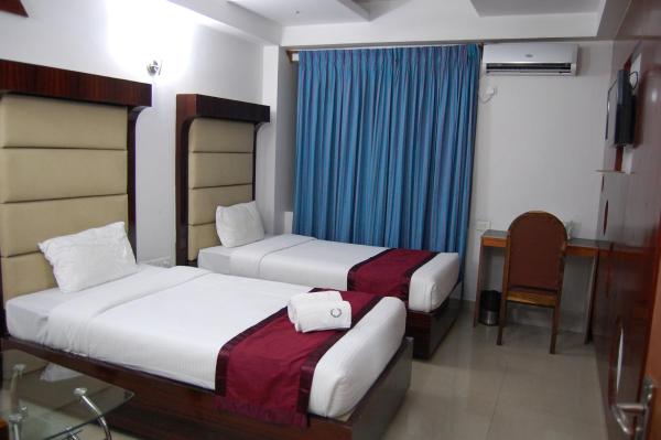 Hotel Monarch Aachal 3 Baghdogra West Bengal India 34 Guest Reviews Book Hotel Hotel Monarch Aachal 3 Mithun chakraborty on wn network delivers the latest videos and editable pages for news & events, including entertainment, music, sports, science and more, sign up and share your playlists. hotel monarch aachal 3 baghdogra
