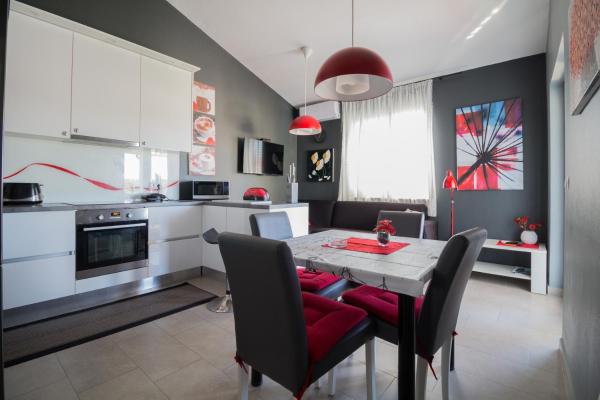 Holiday House Zaton Нин