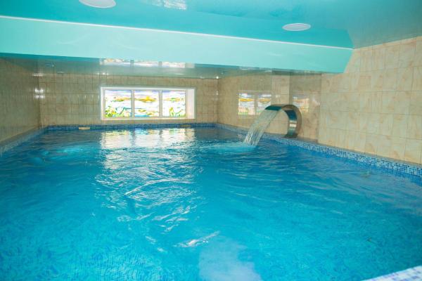 Отель Золотая лилия