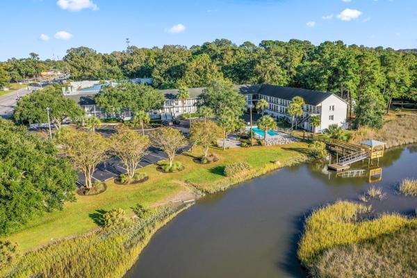 Charleston Creekside Inn