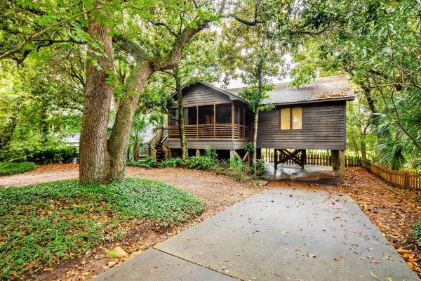 306 W Cooper-Cozy Cabana