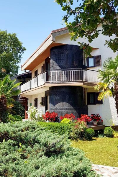 Apartments with a parking space Malinska  - 2390, Забронировать Апартаменты/квартира Малинска остров Крк