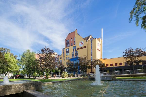 Maximilian Hotel & Apartments Weil am Rhein / Basel Вайль-на-Рейне