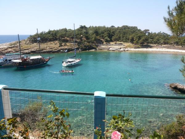 Gorgona Rooms
