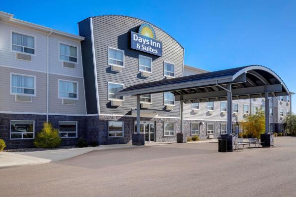 Days Inn & Suites by Wyndham Warman, Забронировать Отель Отели Саскачевана 3 звезды, 3*