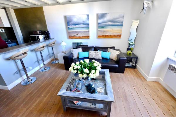 Superbe T3 duplex parking privé gratuit sur place, Забронировать Апартаменты/квартира Nansouty Saint-Genes Бордо