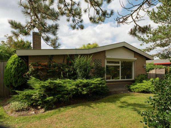 Holiday Home in Julianadorp near Beach