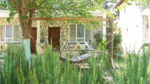 Dionysos Lodge Чирали