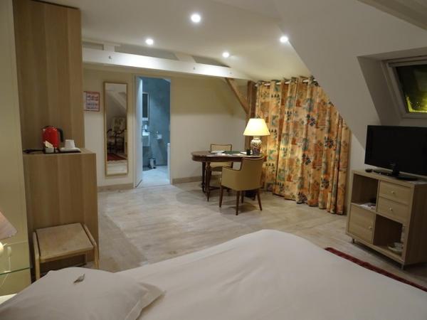 Le Logis De Brionne