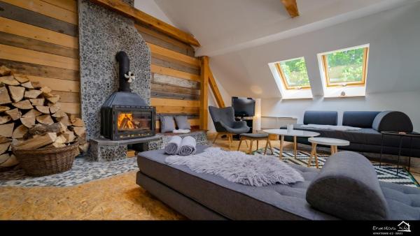 Apartment Ernestova hiša, Забронировать Апартаменты/квартира Отели Приморско-Горанской жупания с завтраком, Завтраки