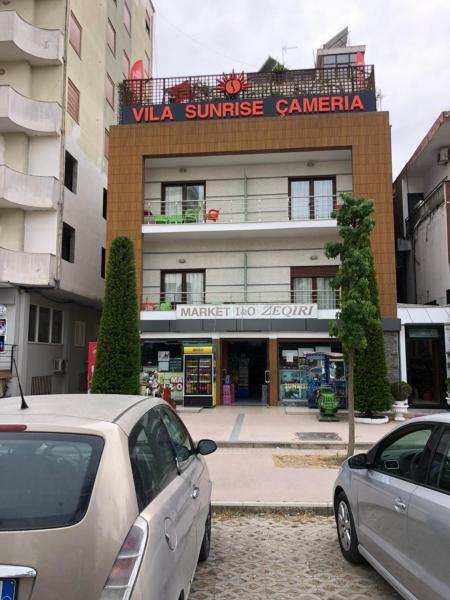 Sunrise Hotel Cameria