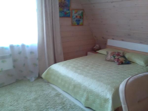 Дом возле озера Байкал Утулик