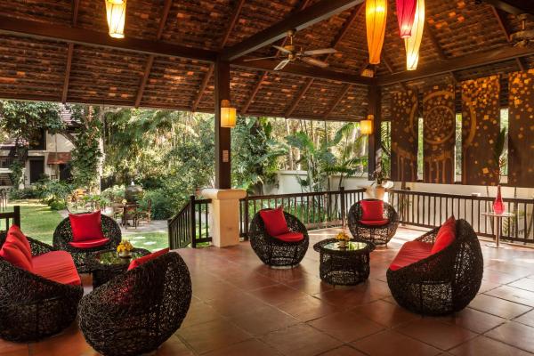 Lanna Dusita Riverside Boutique Resort