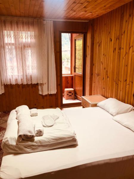 Yaren Otel