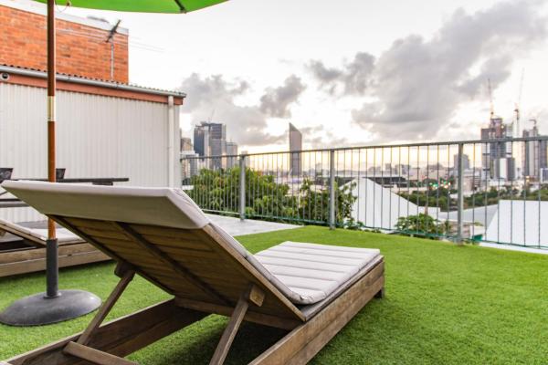 Joe’s Place Backpackers