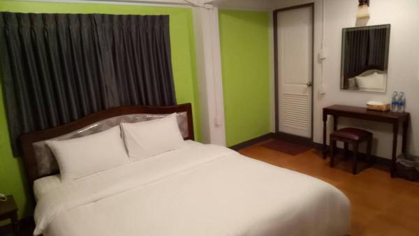 Baan Phraeng Poshtel Bangkok