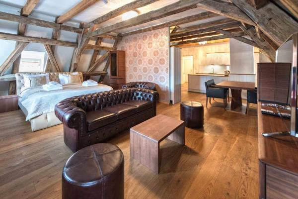 Hotel Republika 24 Apartments Пльзень