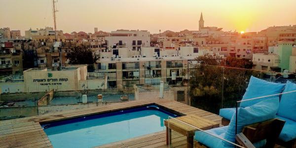 Old Jaffas Penthouse Boutique Hostel