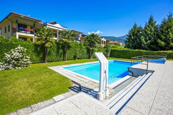 Residenz La Vela, Забронировать Апартаменты/квартира Лавено Provincia di Varese