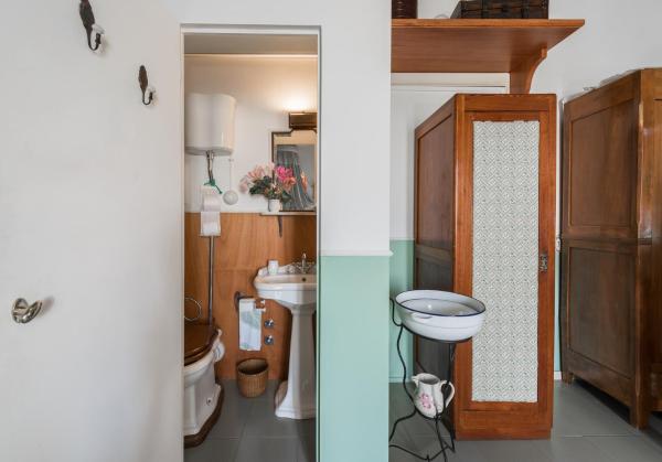 Villa Mariella Pittorino - camere in B&B