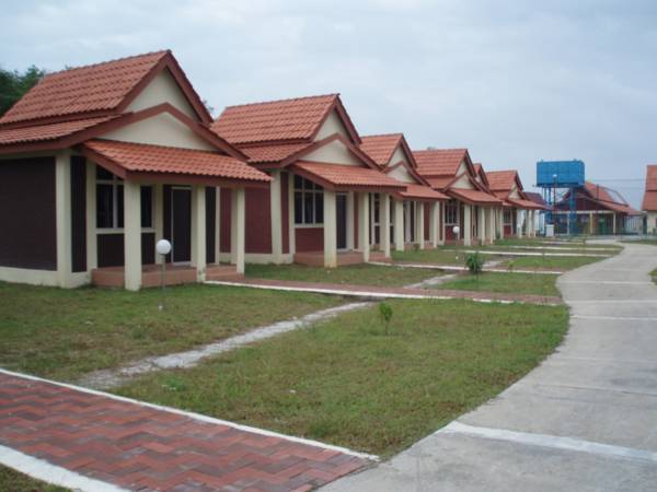Minyak Beku Agrotourism Resort Batu Pahat Johor Malaysia 7 Guest Reviews Book Hotel Minyak Beku Agrotourism Resort