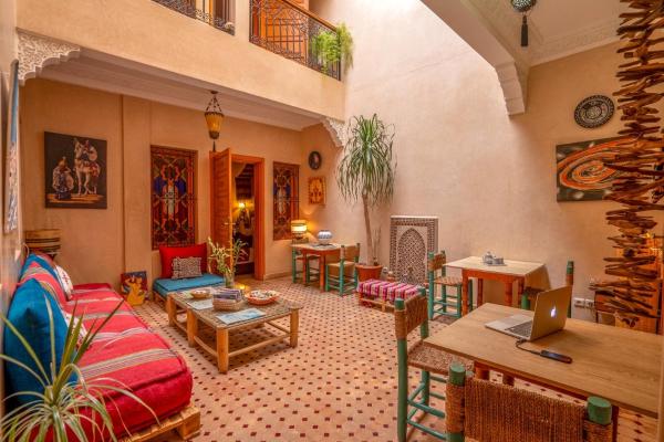Riad Majdoulina chez JIJI