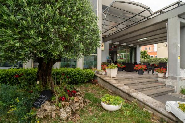 Hotel Insteia