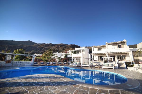 Island House Apartments
