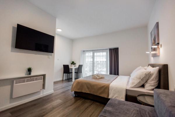 Kings Street Apartments