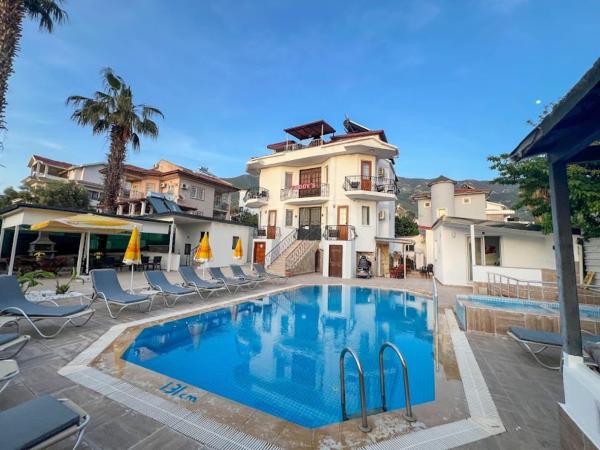 Paddys Apartments Ovacık Олюдениз