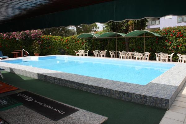 Tycoon Apartments Лимасол