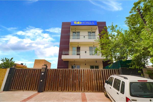 Fabexpress King'S One