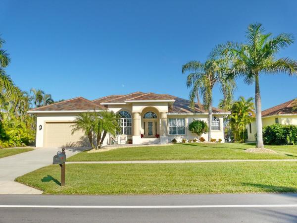 701 Kendall Drive
