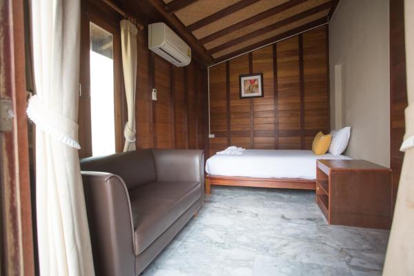 100 Islands Resort & Spa