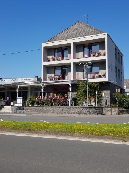 Hotel "Zum Moseltal", Забронировать Отель Меринг 
