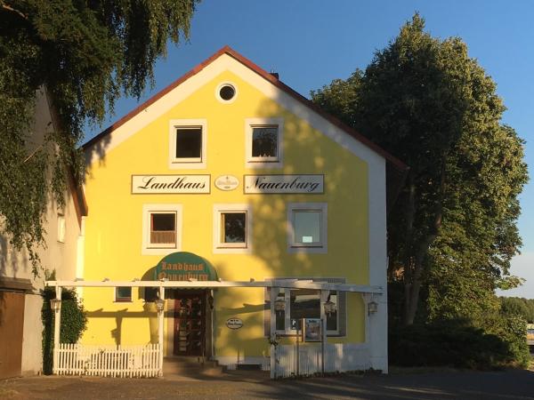 Landhaus Nauenburg, Забронировать Отель «постель и завтрак» Хере Нижняя Саксония
