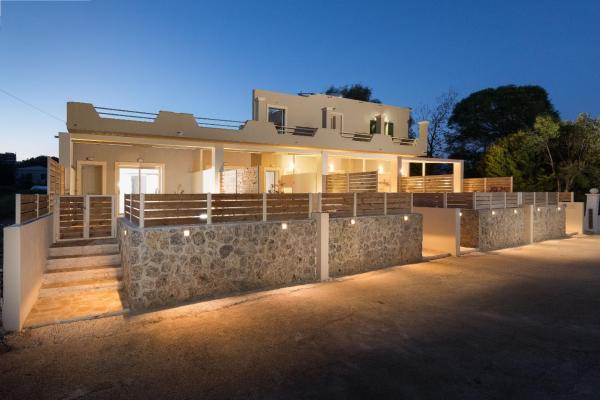 Senses Suites Дассия