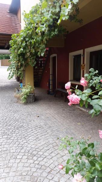 Gasthof Polly, Забронировать Отель Haunoldstein Mostviertel
