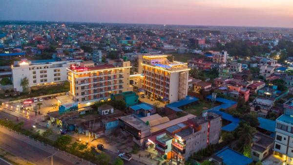 Mourya Hotel, Забронировать Отель Бхайрахава 