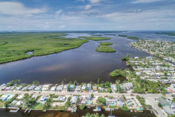 Pine Island Paradise Resort