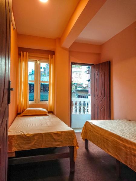 Hotel Backpackers Inn