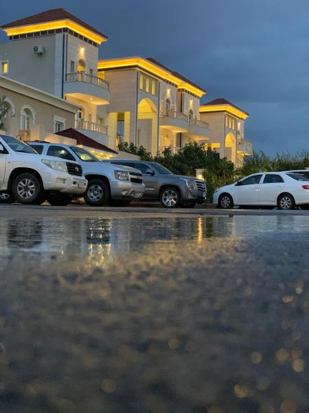 Golden White Al Shifa Hotel
