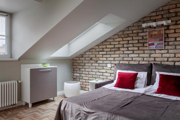 Somnia Apartments